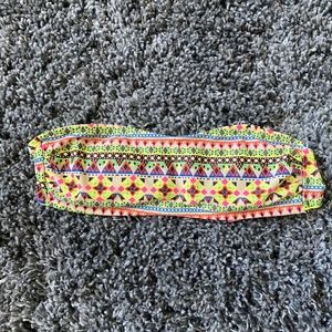 WORN ONCE Multi Color Fun Printed Swim Suit/Bikini Top Women's Size Small